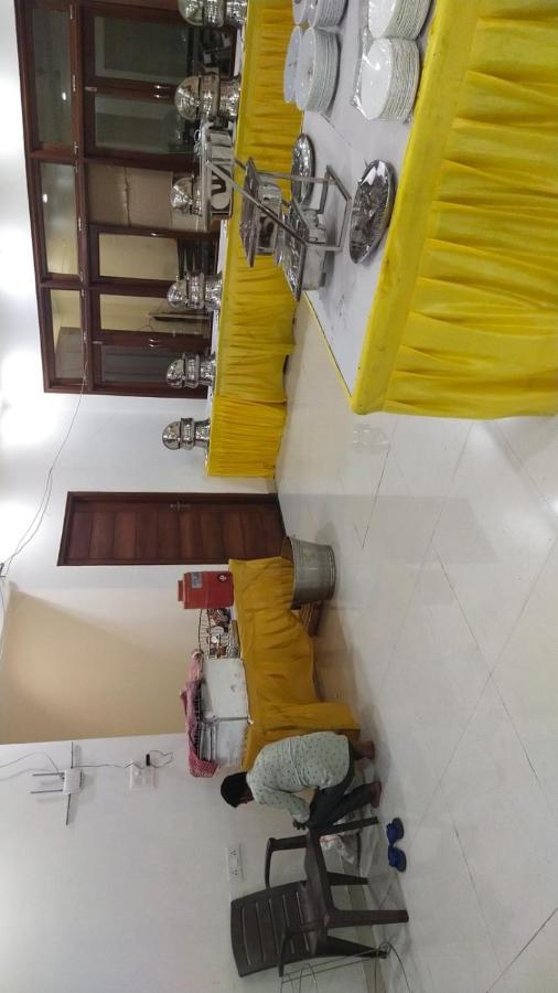 Allāhābād Junction Mauji'S Villa Hotel & Guest House מראה חיצוני תמונה