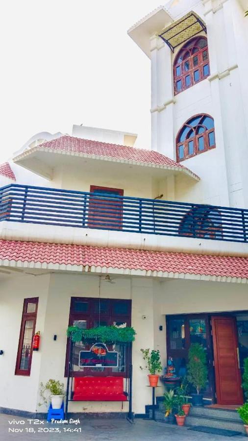 Allāhābād Junction Mauji'S Villa Hotel & Guest House מראה חיצוני תמונה