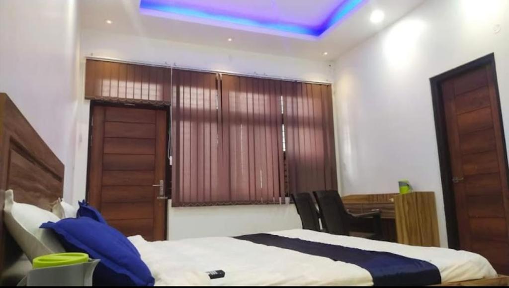 Allāhābād Junction Mauji'S Villa Hotel & Guest House מראה חיצוני תמונה