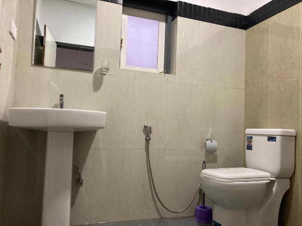 Allāhābād Junction Mauji'S Villa Hotel & Guest House מראה חיצוני תמונה