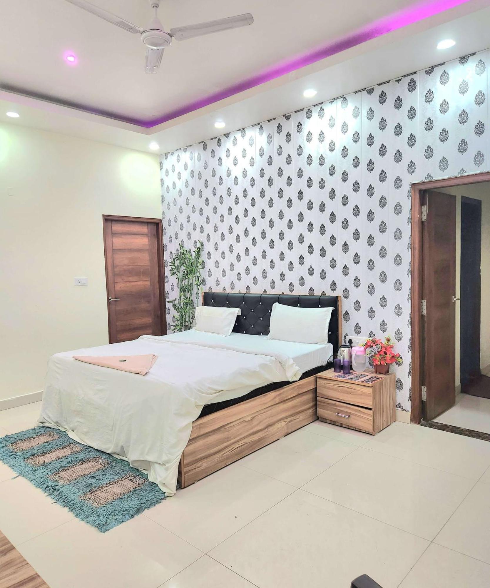 Allāhābād Junction Mauji'S Villa Hotel & Guest House מראה חיצוני תמונה