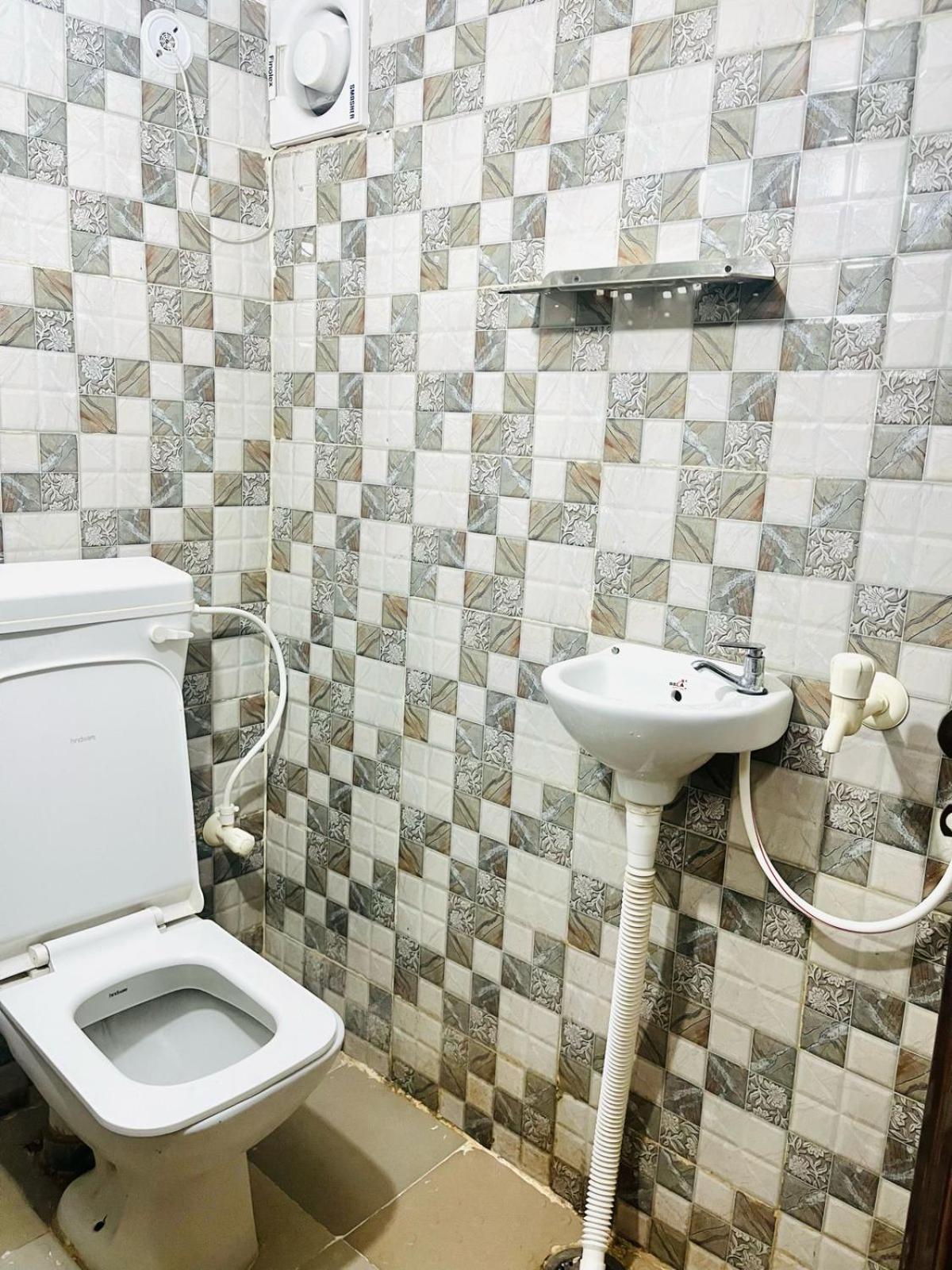 Allāhābād Junction Mauji'S Villa Hotel & Guest House מראה חיצוני תמונה